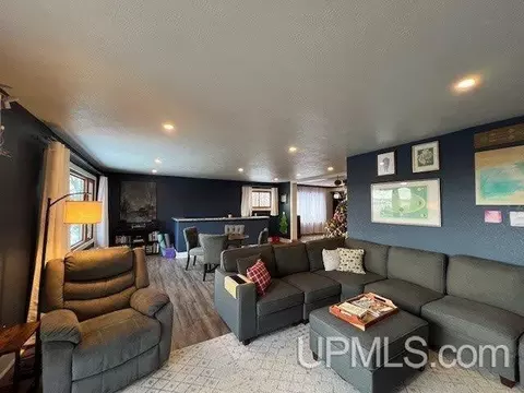 310 Chestnut, Munising, MI 49862 photo 7