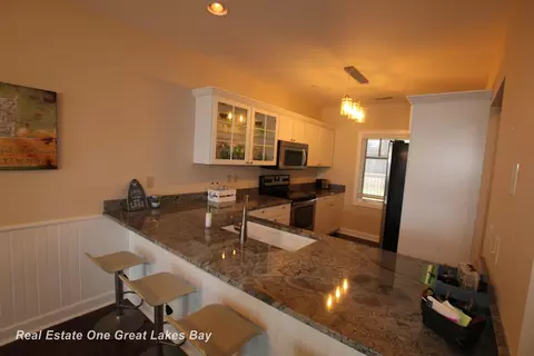 576 N Huron #302, Au Gres, MI 48703 photo 9