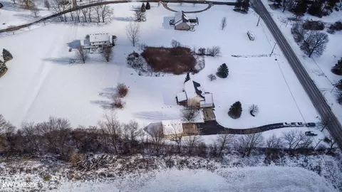 1771 E Romeo, Leonard, MI 48367 photo 50