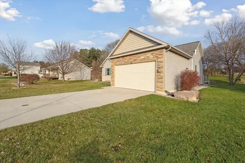 416 N Clearwater, Perry, MI 48872 photo 4