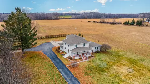 9925 10th, Remus, MI 49340