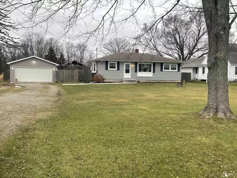 4165 Laplaisance, La Salle, MI 48145