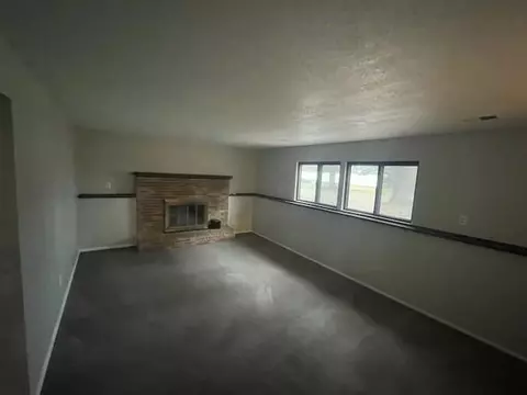 1143 Springview, Flushing, MI 48433 photo 7
