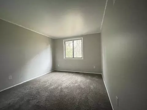 1143 Springview, Flushing, MI 48433 photo 9