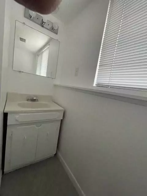 1143 Springview, Flushing, MI 48433 photo 17
