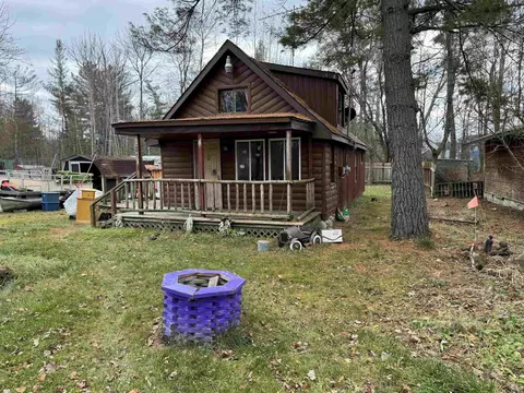 254 Spruce, Gladwin, MI 48624 photo 2