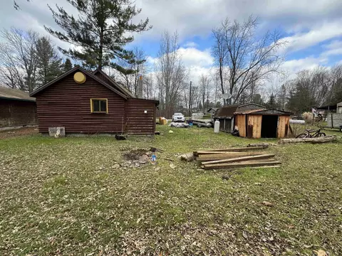 254 Spruce, Gladwin, MI 48624 photo 11