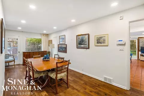 89 Handy, Grosse Pointe Farms, MI 48236 photo 7