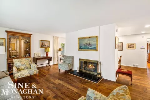 89 Handy, Grosse Pointe Farms, MI 48236 photo 3