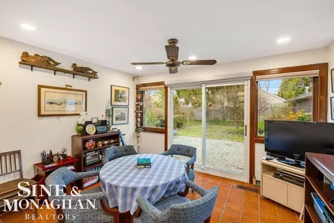 89 Handy, Grosse Pointe Farms, MI 48236 photo 14