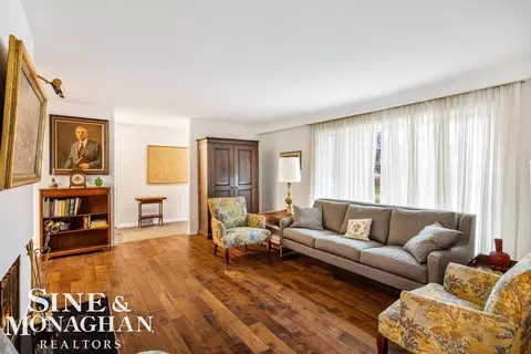 89 Handy, Grosse Pointe Farms, MI 48236 photo 4