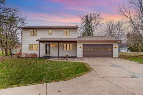 3624 Cottage Grove Ct, Saginaw, MI 48604
