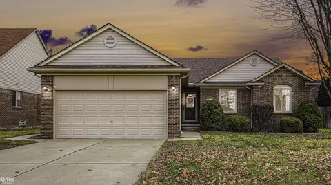 52420 Cleveland, New Baltimore, MI 48047