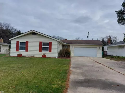 3601 Miller Rd, Flint, MI 48503