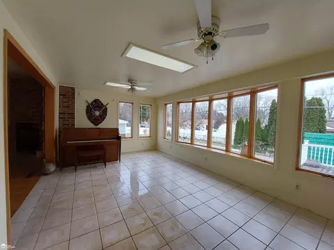 3609 Miller Rd, Flint, MI 48503 photo 10