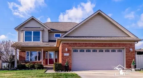 15872 Humphrey, Southgate, MI 48195