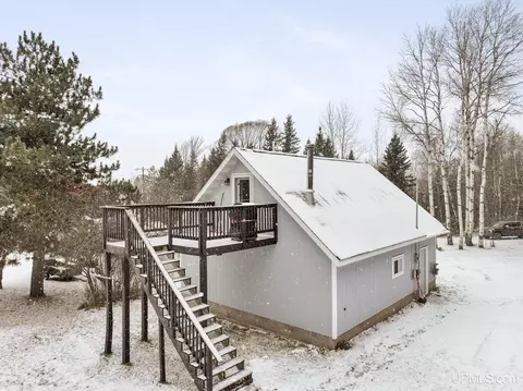 411 E Fall St, L'anse, MI 49946