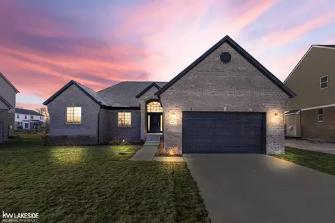 34473 Linda, Sterling Heights, MI 48312