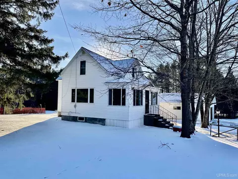 200 S Range, Ironwood, MI 49938