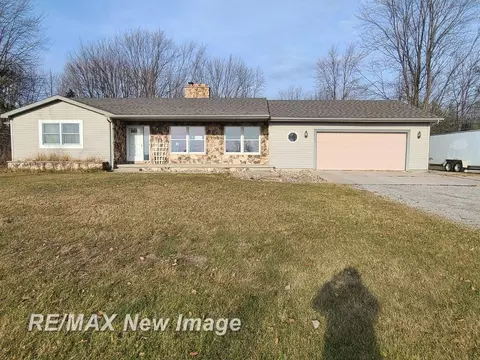 295 E Wilder, Bay City, MI 48706