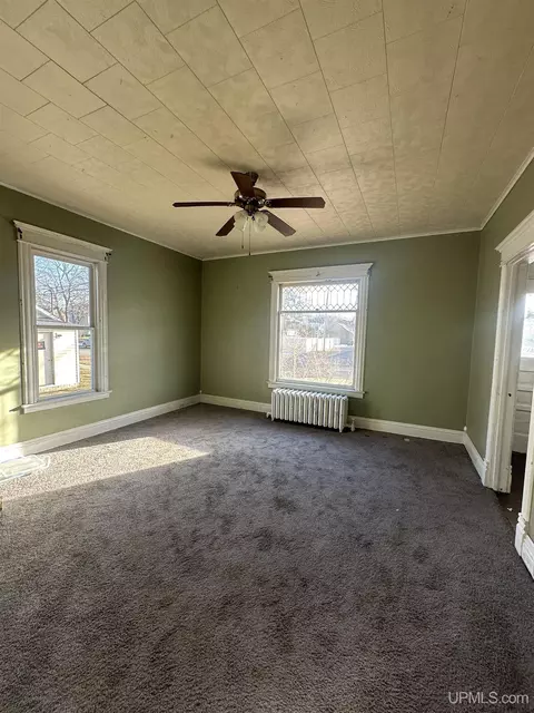 814 S 3rd, Escanaba, MI 49829 photo 7