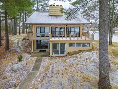 2380 Islander, Gladwin, MI 48624 photo 1