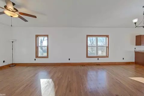 253 N Smith, Owosso, MI 48867 photo 27