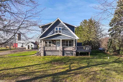 253 N Smith, Owosso, MI 48867 photo 3