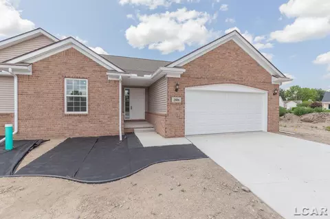 2806 Hope UNIT 17, Adrian, MI 49221