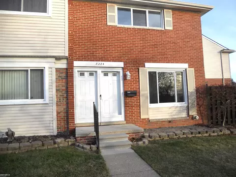 8224 Dartmouth, Warren, MI 48093