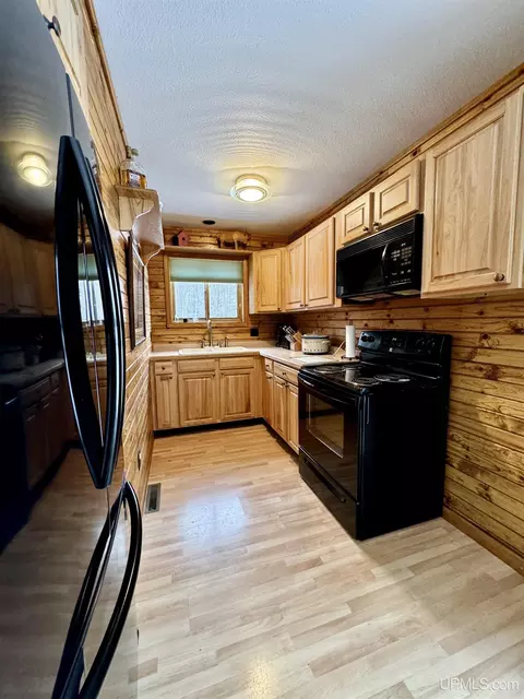 4813 Beaver, Rock, MI 49880 photo 20
