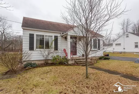 10939 Maple, Temperance, MI 48182 photo 2