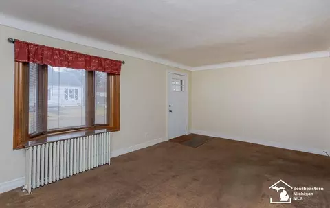 10939 Maple, Temperance, MI 48182 photo 6