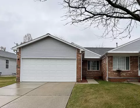 27114 Antonio #28, Roseville, MI 48066