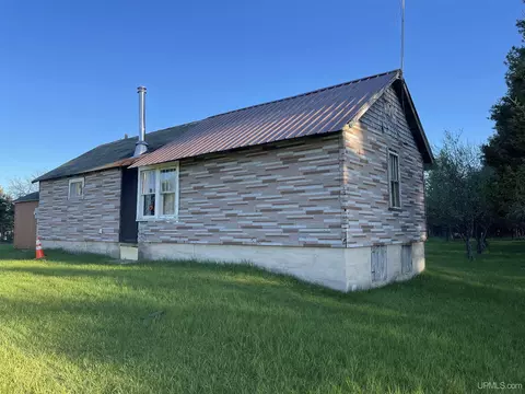N21456 Pach F-1, Perronville, MI 49873