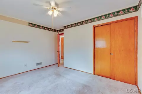 2473 Mac Arthur, Adrian, MI 49221 photo 23