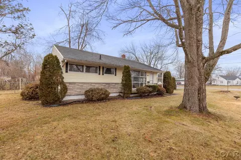 2473 Mac Arthur, Adrian, MI 49221 photo 4
