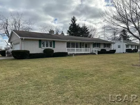2655 Elmwood, Adrian, MI 49221