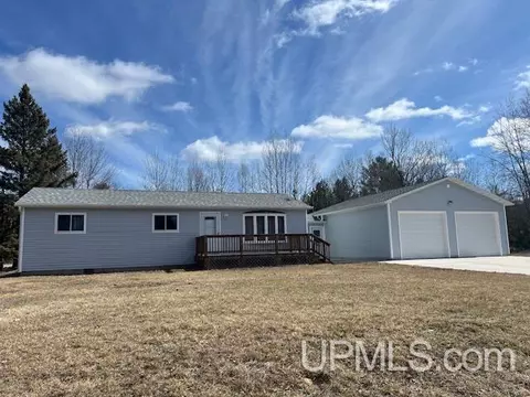 7020 L5, Escanaba, MI 49829