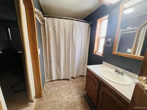 5154 12th, Escanaba, MI 49829 photo 13