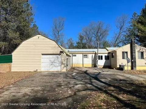 478 Oak, Harrison, MI 48625