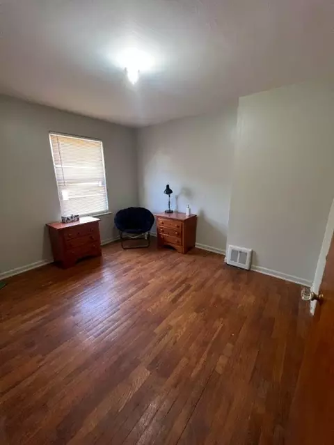 308 Sheffield, Flint, MI 48503 photo 4