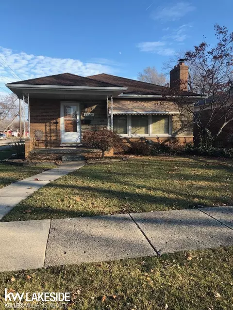 28324 Rosebriar, Saint Clair Shores, MI 48081