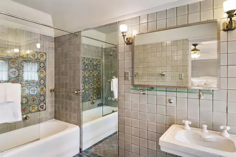 16632 E Jefferson, Grosse Pointe Park, MI 48230 photo 33