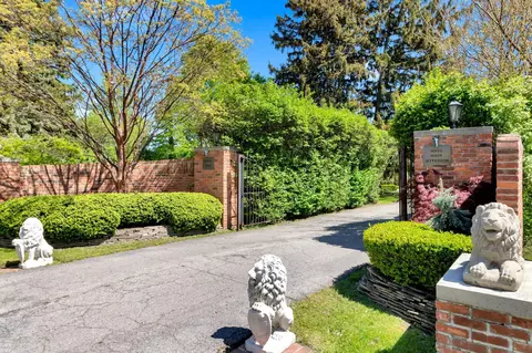 16632 E Jefferson, Grosse Pointe Park, MI 48230 photo 57
