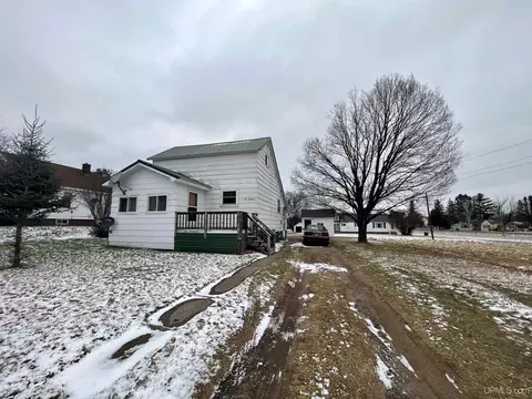 117 W Caspian, Caspian, MI 49915