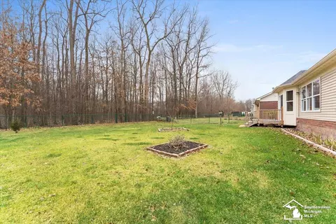 17297 Spartan Dr, Taylor, MI 48174 photo 30