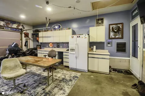 1198 S Morrish, Flint, MI 48532 photo 31