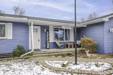 1198 S Morrish, Flint, MI 48532 photo 2
