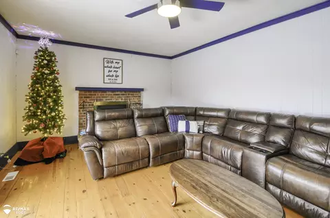 1198 S Morrish, Flint, MI 48532 photo 17